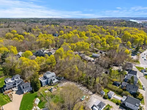 5 Ciaramitaro Ct, Gloucester, MA 01930