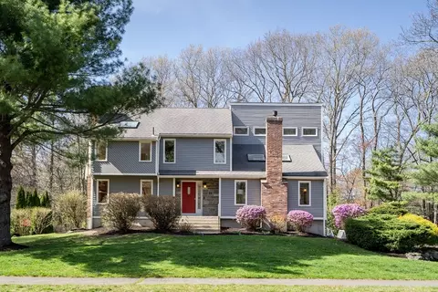 22 Baron Rd, Franklin, MA 02038