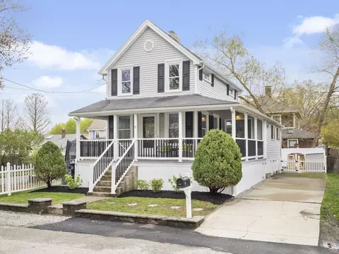 11 Holbrook Rd, Weymouth, MA 02191