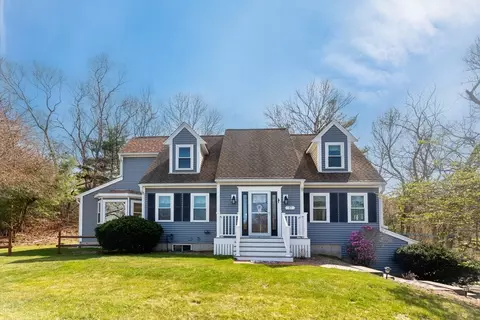 17 Cherrywood Cir, Plymouth, MA 02360