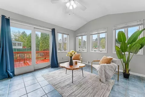 122 Baldwin Ave, Framingham, MA 01701 photo 11