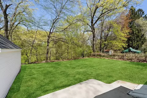 Exterior - 592 Prospect St, Chicopee, MA 01020 photo 5 of 5