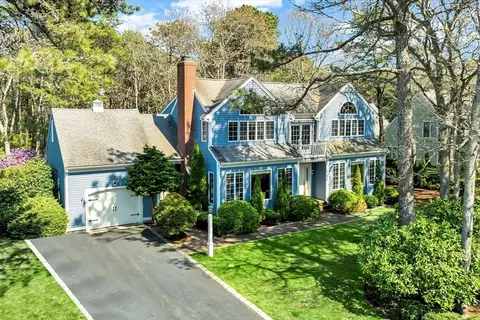 50 Bayshore Dr, Mashpee, MA 02649 photo 2