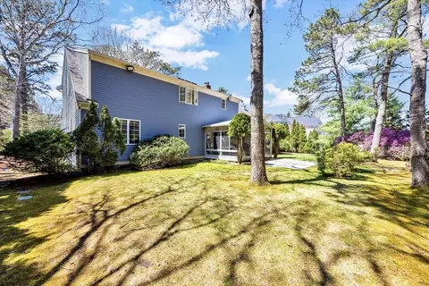 50 Bayshore Dr, Mashpee, MA 02649 photo 5