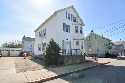 49 Plain St, Fall River, MA 02723