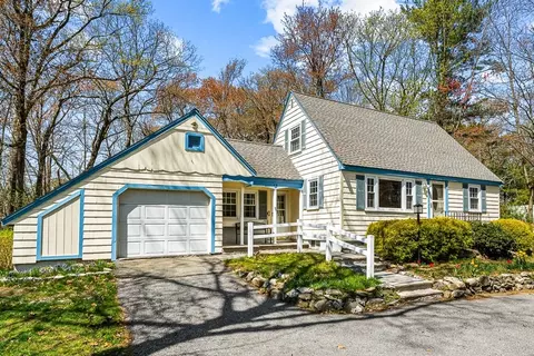 35 Wilmington Rd, Burlington, MA 01803