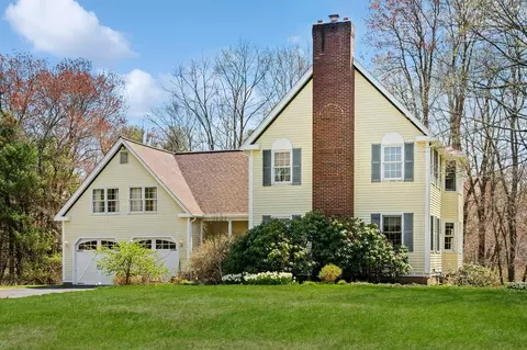328 Washington St, Holliston, MA 01746