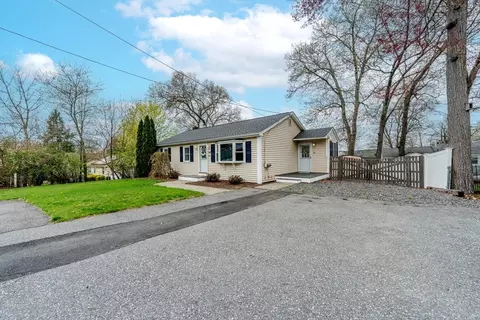 142 C St, Dracut, MA 01826 photo 29