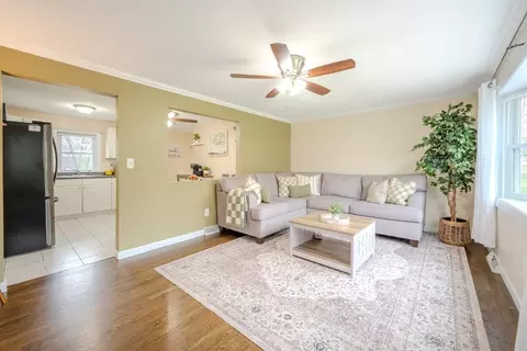 142 C St, Dracut, MA 01826 photo 6