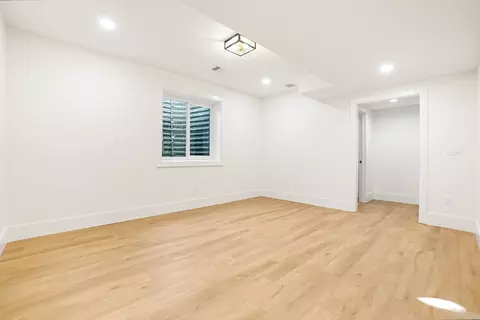 18 Ina Rd, Needham, MA 02492 photo 33