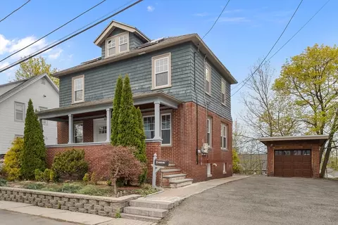 17 Pearl Ave, Lawrence, MA 01841