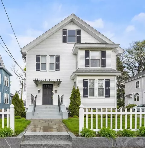 196 Ash St #2, Waltham, MA 02453