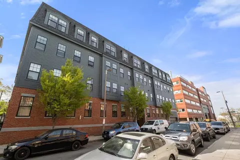 30 Polk St #408, Boston, MA 02129