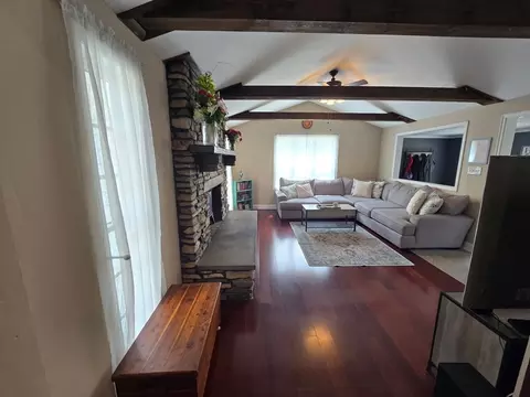 37 Scenic Ave, Webster, MA 01570 photo 10