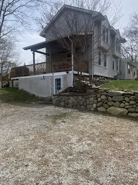 37 Scenic Ave, Webster, MA 01570 photo 3