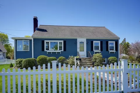 242 Furnace Brook Pkwy, Quincy, MA 02169