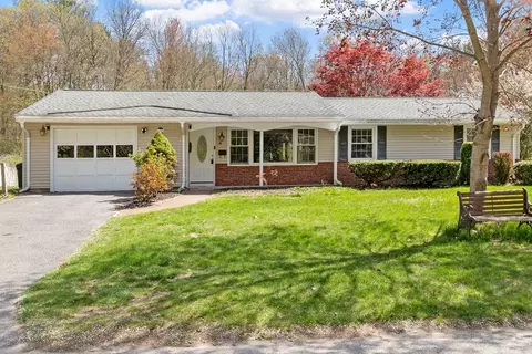 38 Ruthellen Rd, Chelmsford, MA 01824