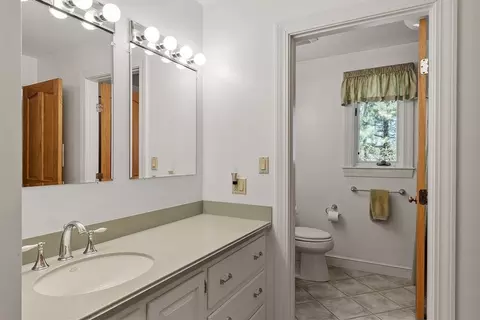 14 Carriage Ln, Reading, MA 01867 photo 33