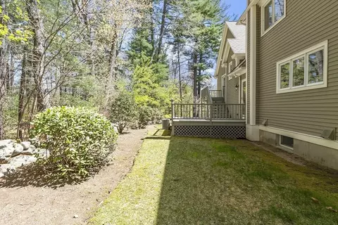 14 Carriage Ln, Reading, MA 01867 photo 39