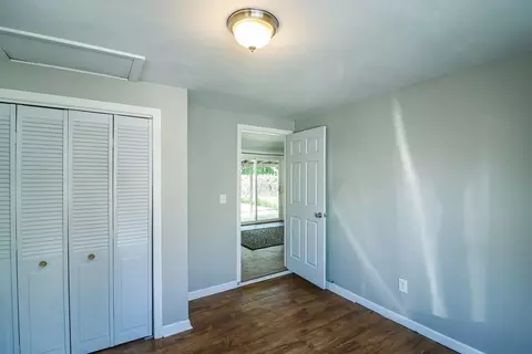 1114 Allen St, Springfield, MA 01118 photo 17