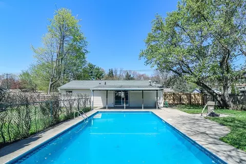 1114 Allen St, Springfield, MA 01118 photo 25