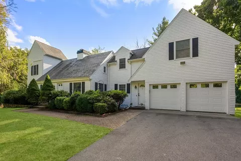 9 Newton St, Weston, MA 02493