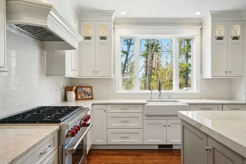 4 Summit Dr, Norwell, MA 02061 photo 8