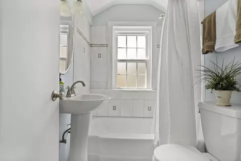 17 Beech St, Dedham, MA 02026 photo 23