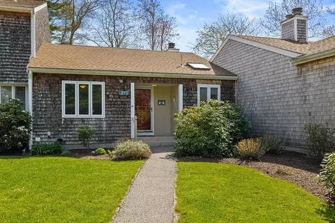 273 Seaward Bnd #273, Teaticket, MA 02536