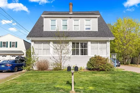 104-106 S Main St, Mansfield, MA 02048