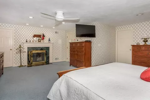10 Seminole Rd, Canton, MA 02021 photo 15