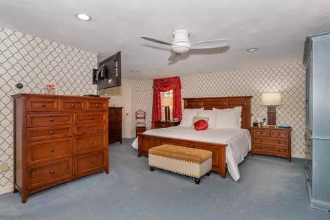 10 Seminole Rd, Canton, MA 02021 photo 14