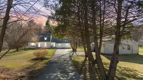 702 Main St, Boxford, MA 01921