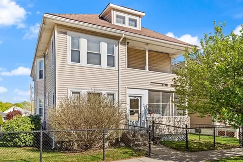 139-141 Edenfield Ave, Watertown, MA 02472