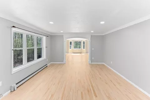 Living - 3 Centennial Dr, Blackstone, MA 01504 photo 5 of 6