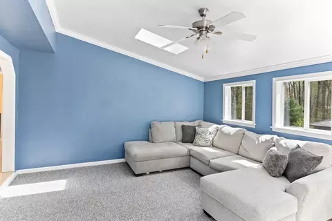 Living - 3 Centennial Dr, Blackstone, MA 01504 photo 2 of 6