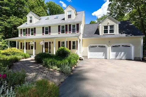 Exterior - 3 Centennial Dr, Blackstone, MA 01504 photo 2 of 3