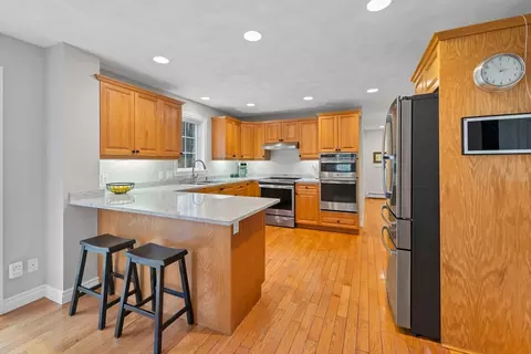 9 Juniper Ridge Rd, Exeter, NH 03833 photo 10