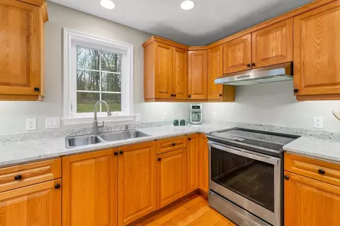 9 Juniper Ridge Rd, Exeter, NH 03833 photo 12