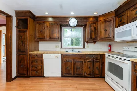 49 Benton Cir, Reading, MA 01867 photo 14