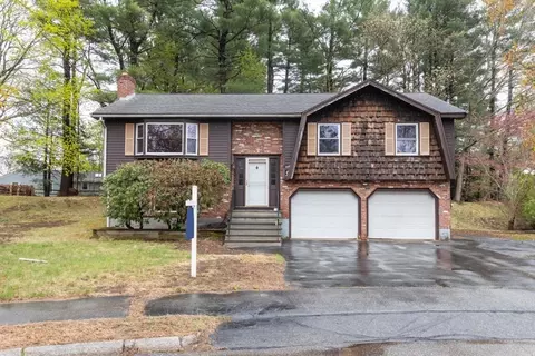 49 Benton Cir, Reading, MA 01867