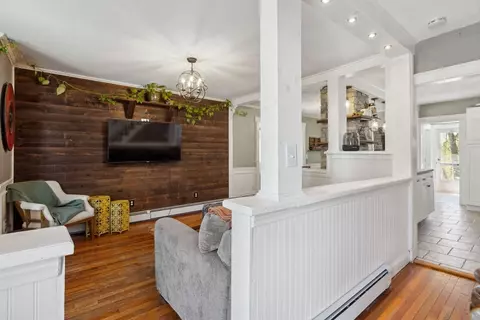46 Appleton St, Saugus, MA 01906 photo 15