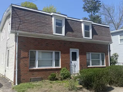 29 Water St, Quincy, MA 02169