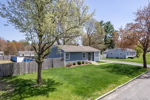 View/Area - 15 Berard Cir, Springfield, MA 01128 photo 1 of 6