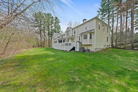 21 Steeplechase Ln, Canton, MA 02021 photo 5