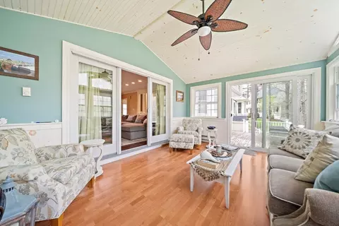 21 Steeplechase Ln, Canton, MA 02021 photo 13