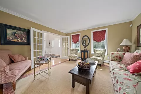 21 Steeplechase Ln, Canton, MA 02021 photo 17