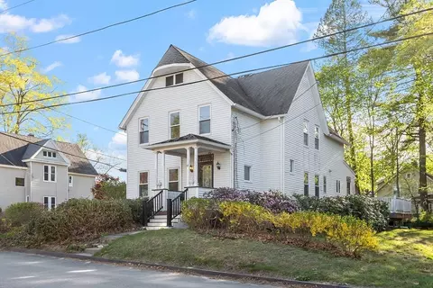 25 Montague St, Worcester, MA 01603