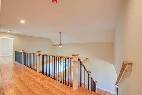 566 Freelove St, Fall River, MA 02720 photo 16