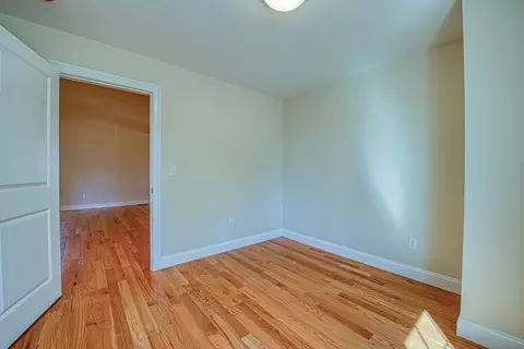 566 Freelove St, Fall River, MA 02720 photo 15